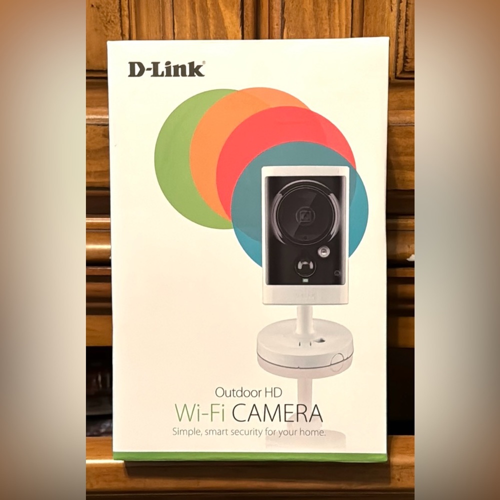 D-Link Outdoor High-Definition Wi-Fi Camera - White